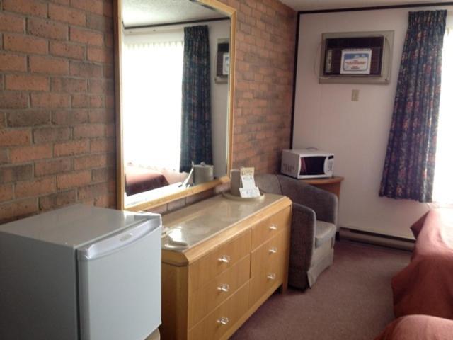 Kc'S Country Inn Vars Chambre photo